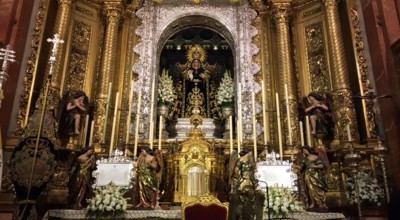 El Altar para la Solemne Función en Acción de Gracias