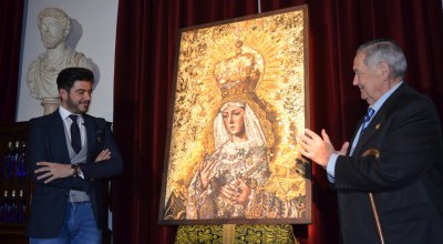 Manuel Peña presentó su obra “La Macarena del tiempo”