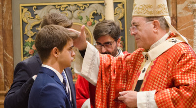 El Arzobispo de Sevilla presidió la confirmación