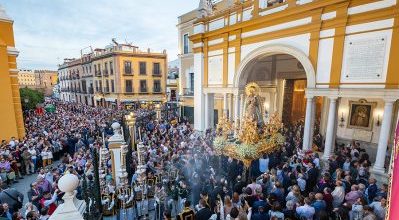 Función Principal de Instituto y salida procesional de Nuestra Señora del Santo Rosario
