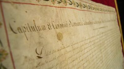 La Hermandad expone la ‘Bula de Sarramián’ de 1830